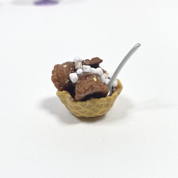 Completed Miniverse Make it Mini Food Tiramisu Ice Cream Sundae Waffles Finished - Picture 13 of 16